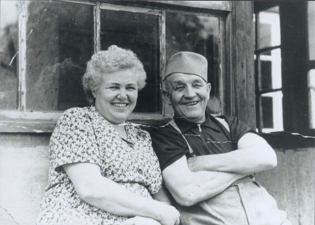 Paula and Arthur Schmidt
