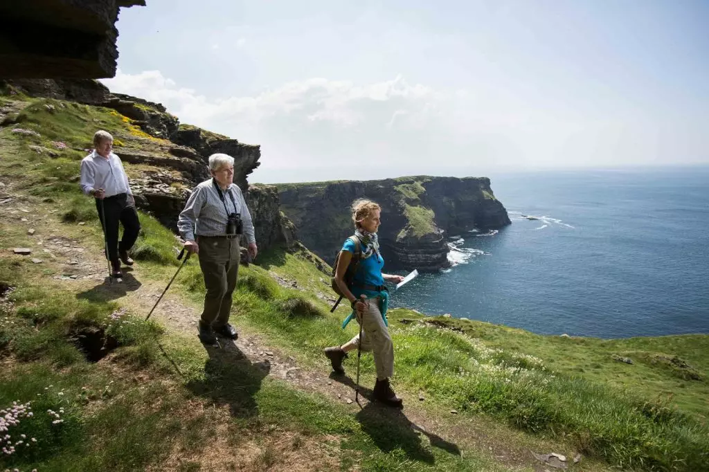 1.1m Visitors to Cliffs